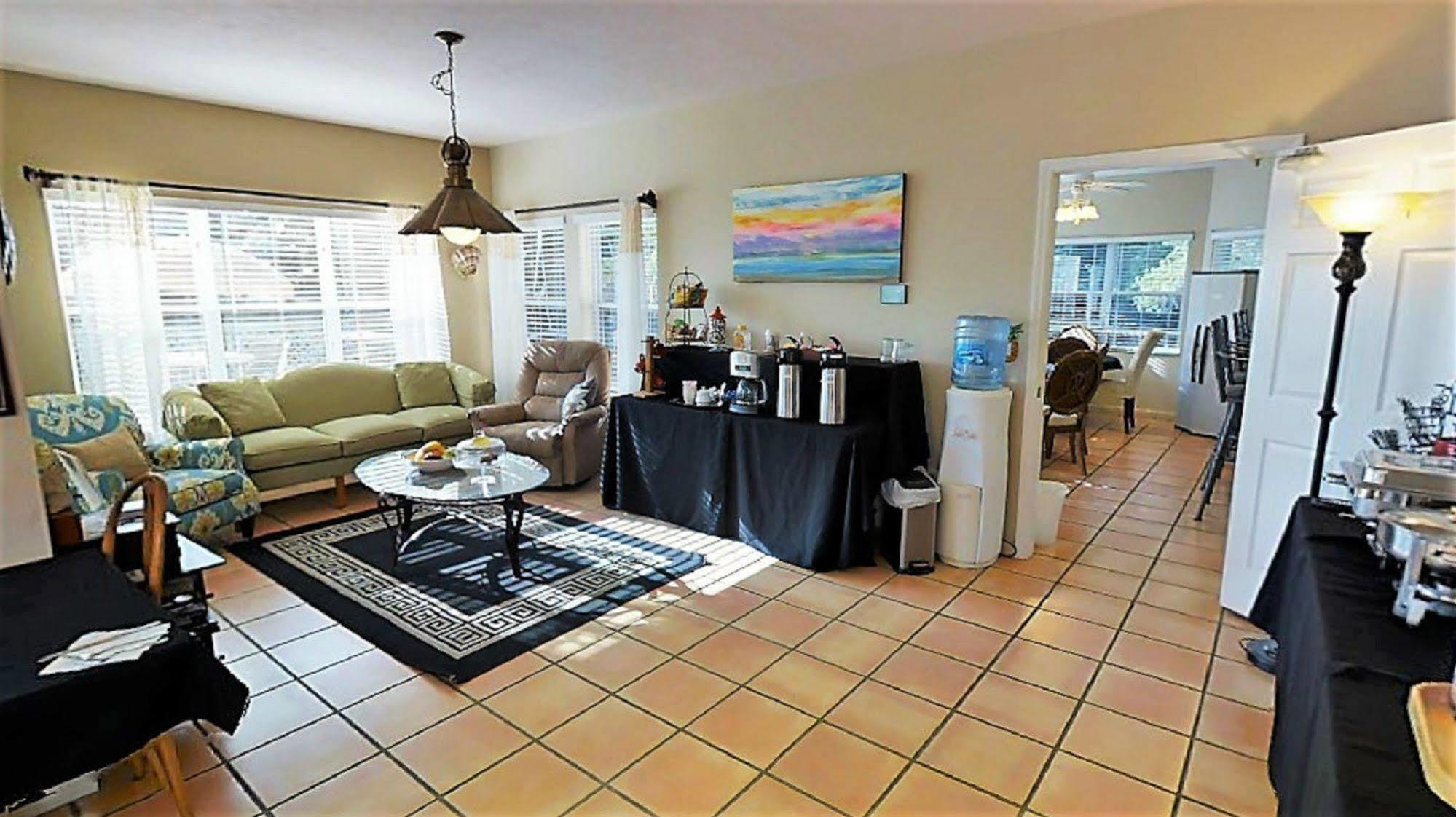 Mellon Patch Inn Port St. Lucie Kültér fotó