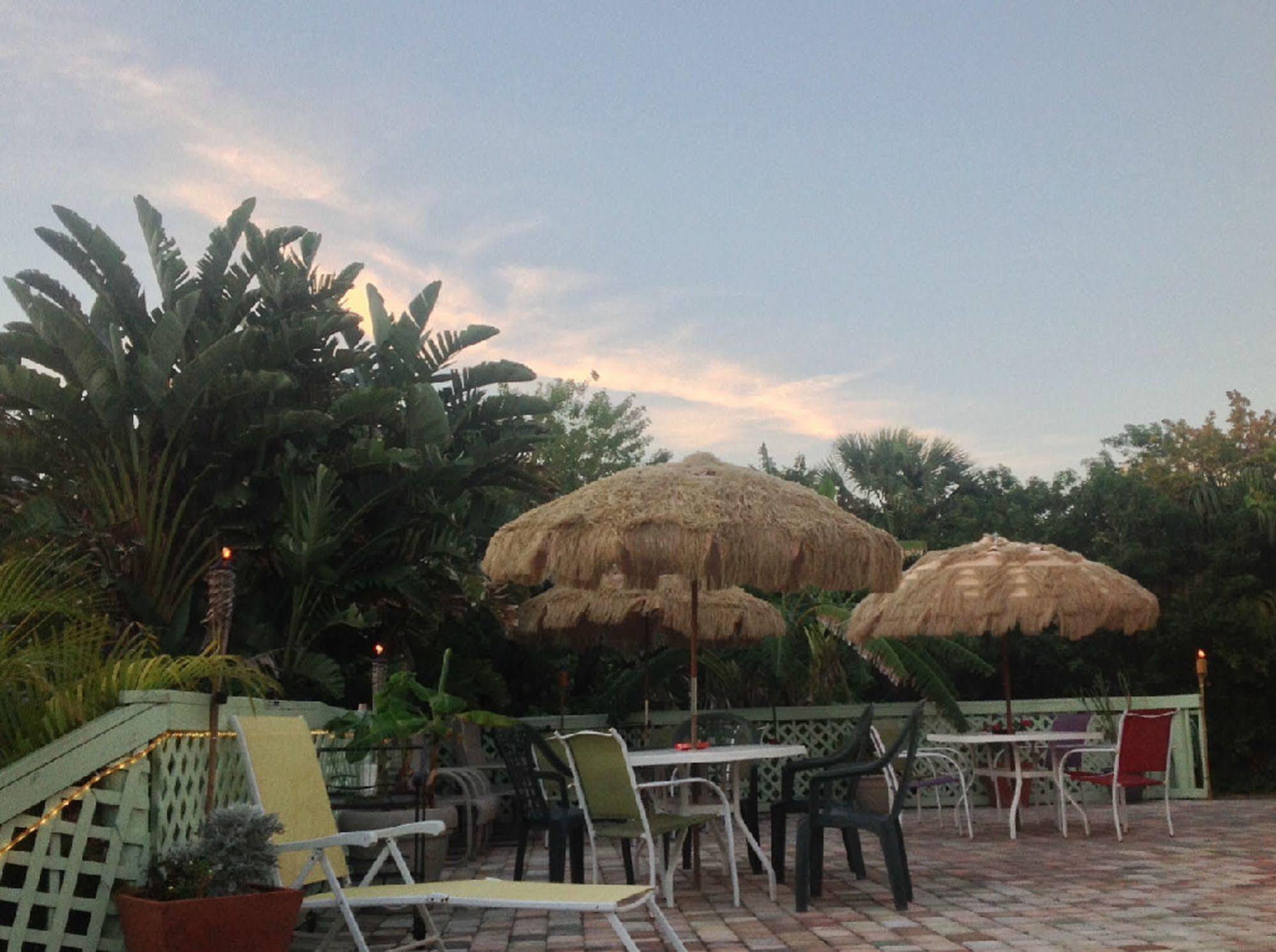 Mellon Patch Inn Port St. Lucie Kültér fotó